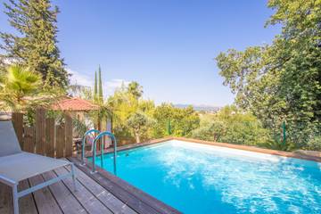Villa pour 4 Personnes dans Cuers, Région de Toulon, Photo 1