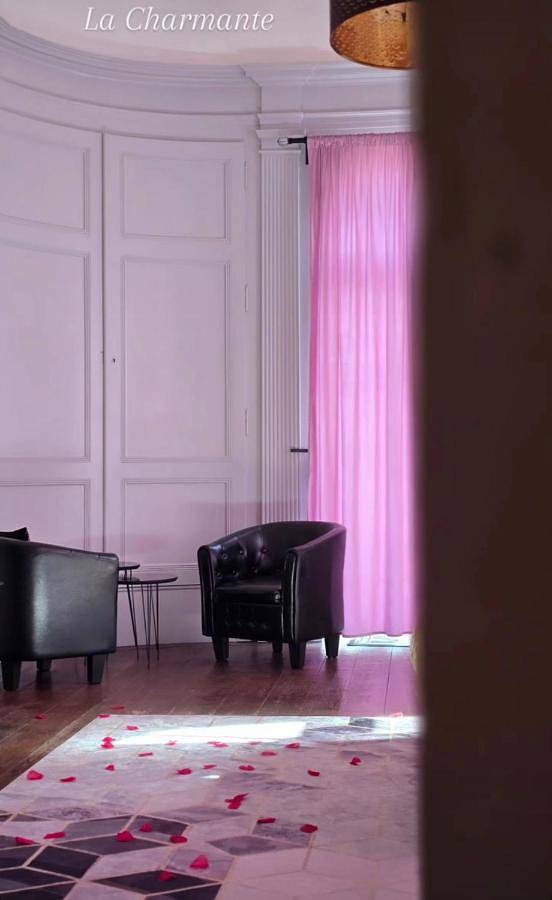Gîte pour 2 personnes, avec Balcon ainsi que Jacuzzi et Vue à Villersexel - 3