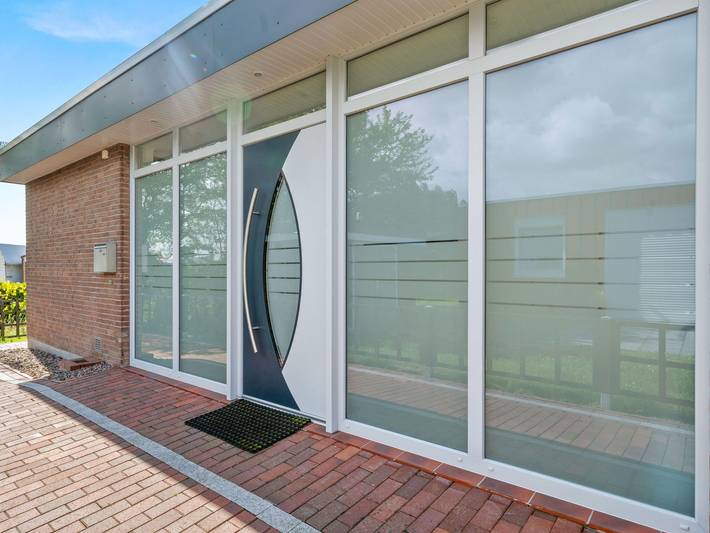 Ferienhaus für 4 Personen, mit Terrasse und Garten, kinderfreundlich in Bensersiel - 3