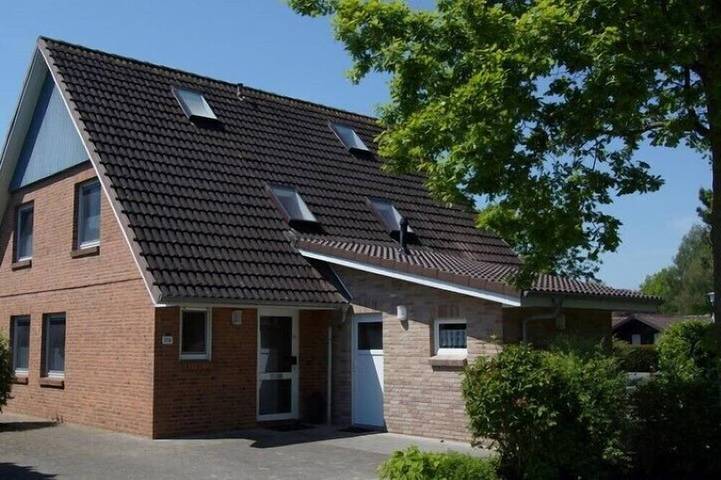 Ferienhaus für 6 Personen, mit Terrasse und Garten - 1