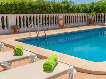 Apartment in Alaior Municipality, Coast of Menorca für 4 