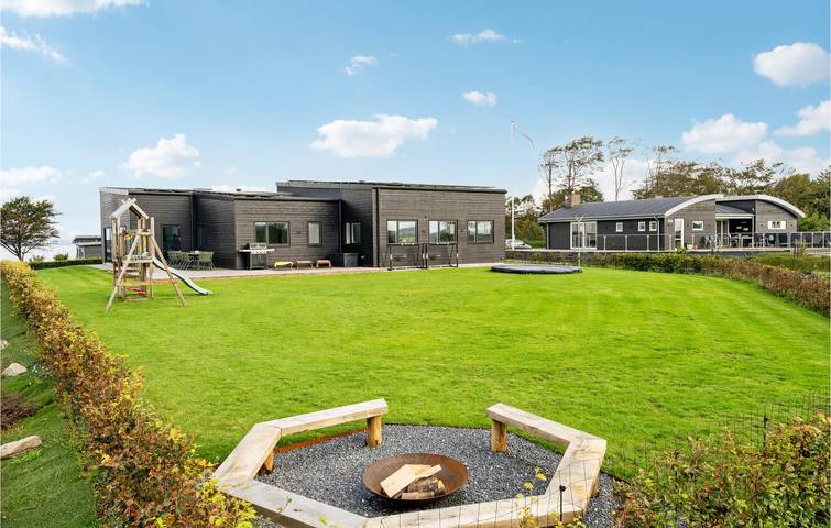 Location de vacances pour 14 personnes, avec jacuzzi et piscine ainsi que sauna et terrasse, animaux acceptés dans Viborg - 2