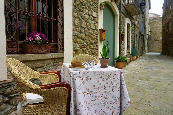 Alojamiento y desayuno, con Balcón además de Terraza y Vistas en Mieres - 2