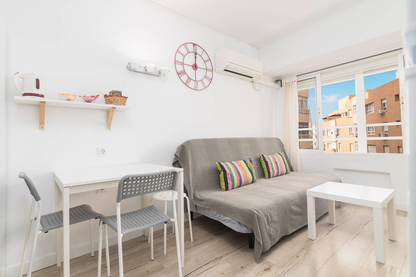 Hel lägenhet, Lägenhet för 3 Personer in Playa de la Malagueta, Malaga