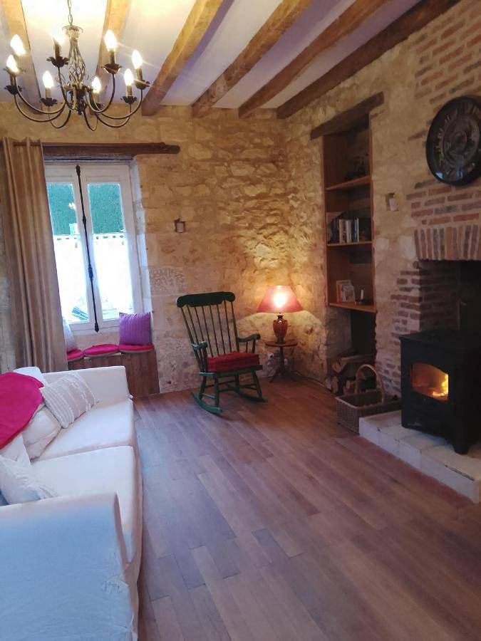 Location de vacances pour 7 personnes, avec jardin et vue, animaux acceptés à Bélâbre - 3