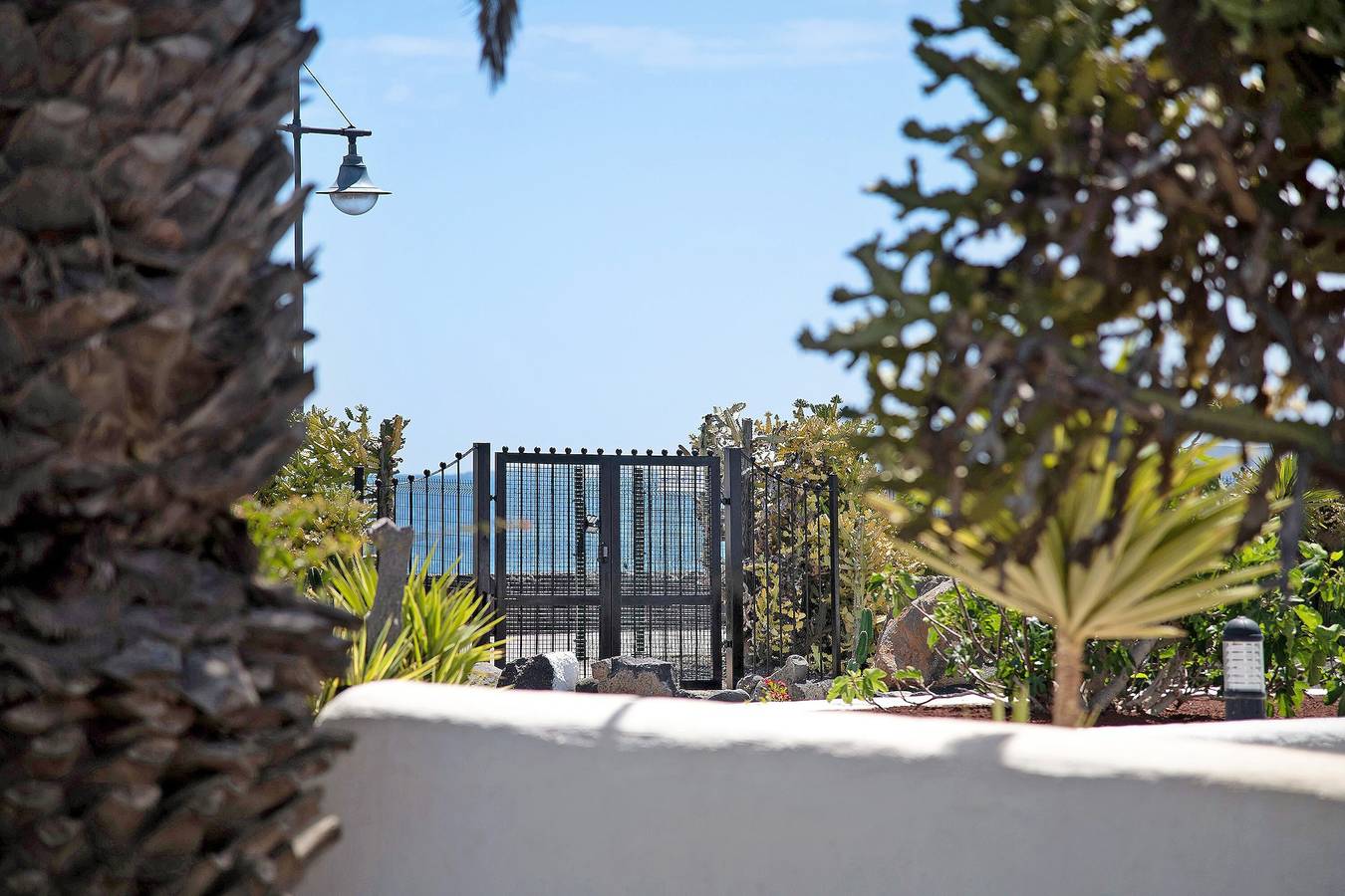 Ganze Wohnung, Ferienwohnung 'Puerto Chico W' in Strandnähe mit Berg- und Gartenblick, Pool, Wlan und Terrasse in Playa Blanca, Yaiza