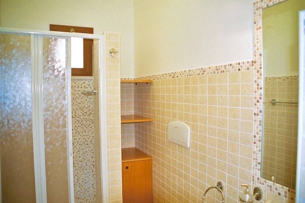 Apartamento entero, Seafront apartment with terrace, veranda & interesting extras in Marina di Ostuni, Salento