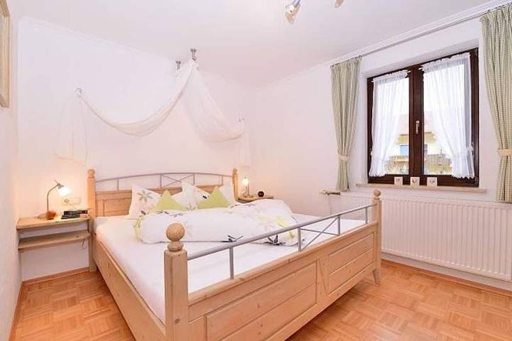 Ferienwohnung für 3 Personen, mit Garten - 1