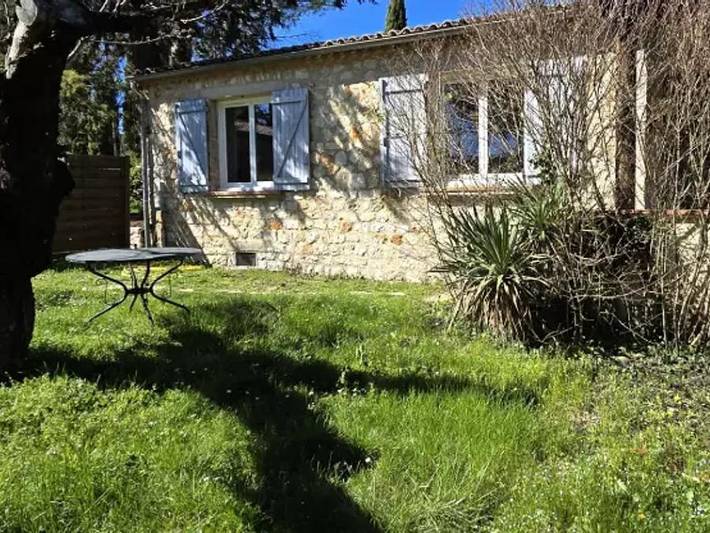 Gîte pour 4 personnes, animaux acceptés dans les Alpes-de-Haute-Provence - 2