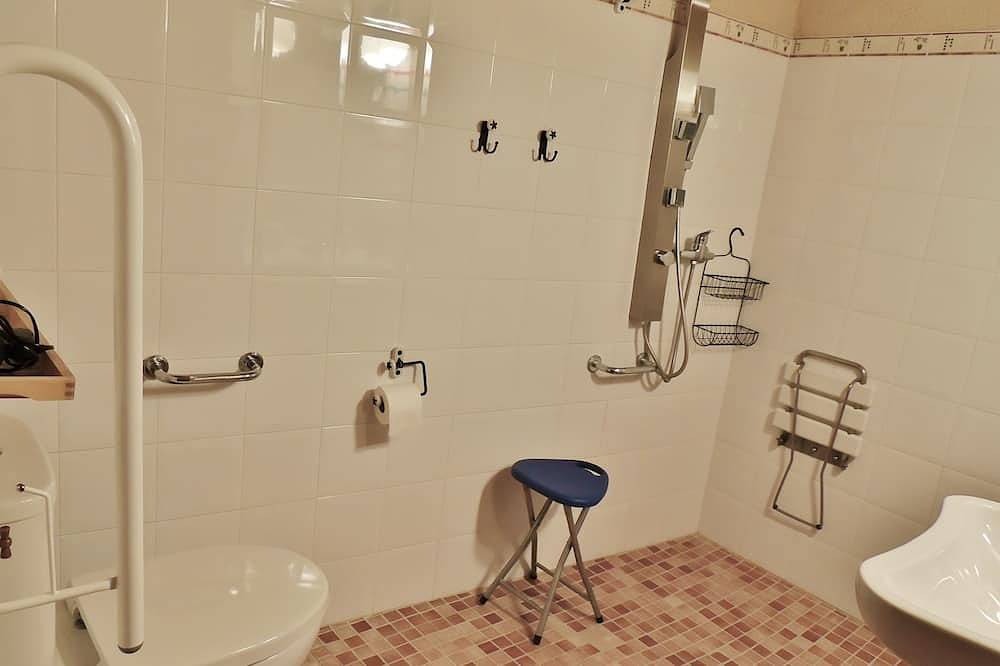 Rural house in the middle of the route of the Pasarelas de Valloré in Montoro de Mezquita, Villarluengo