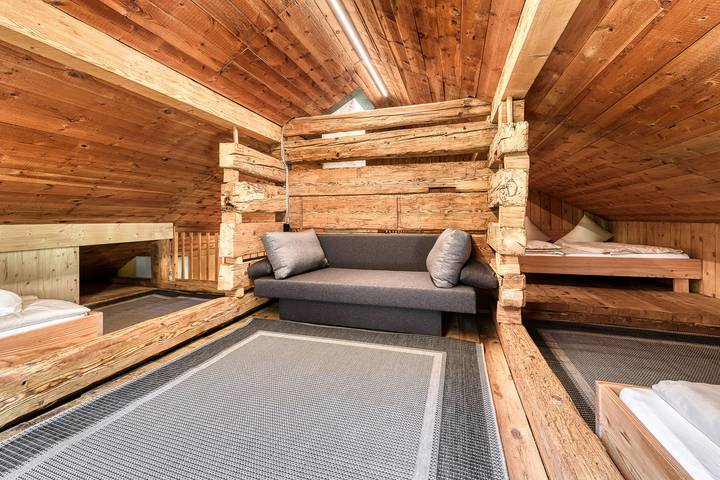 Ferienhaus für 10 Personen, mit Terrasse und Garten in Raggal - 2