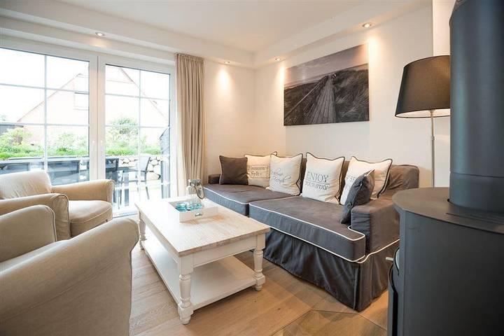 Ferienhaus für 8 Personen, mit Sauna und Terrasse sowie Garten und Whirlpool in Tinnum - 3