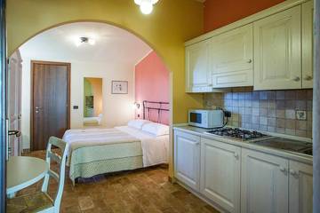 Agriturismo per 2 Persone in Montefiore dell'Aso, Costa Adriatica Marche, Foto 1