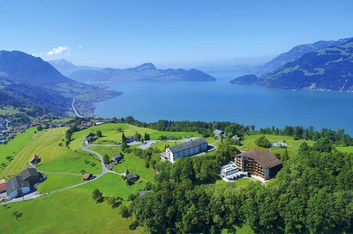 Hotel für 2 Personen, mit Terrasse und Garten sowie Pool und Seeblick
