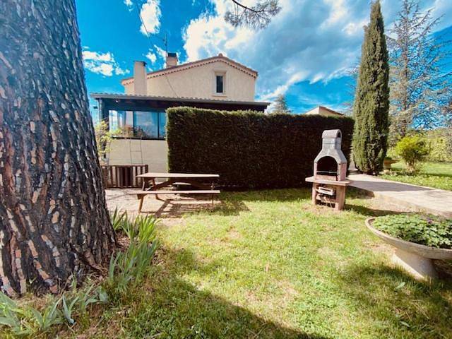 Gîtes de la villa du pin in Ruoms, Ardèche