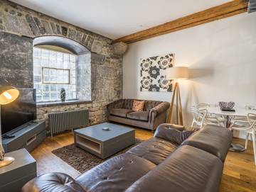 Holiday Rental for 6 People in Plymouth, England, Photo 1