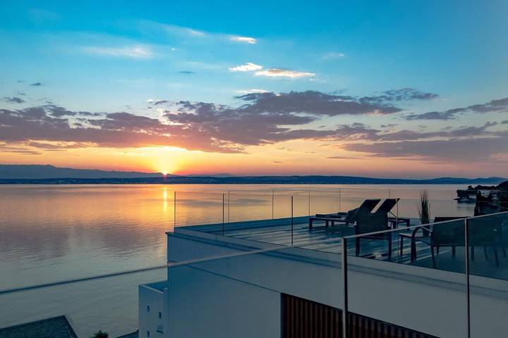 Villa pour 10 personnes, avec terrasse ainsi que piscine et vue à Kali - 3