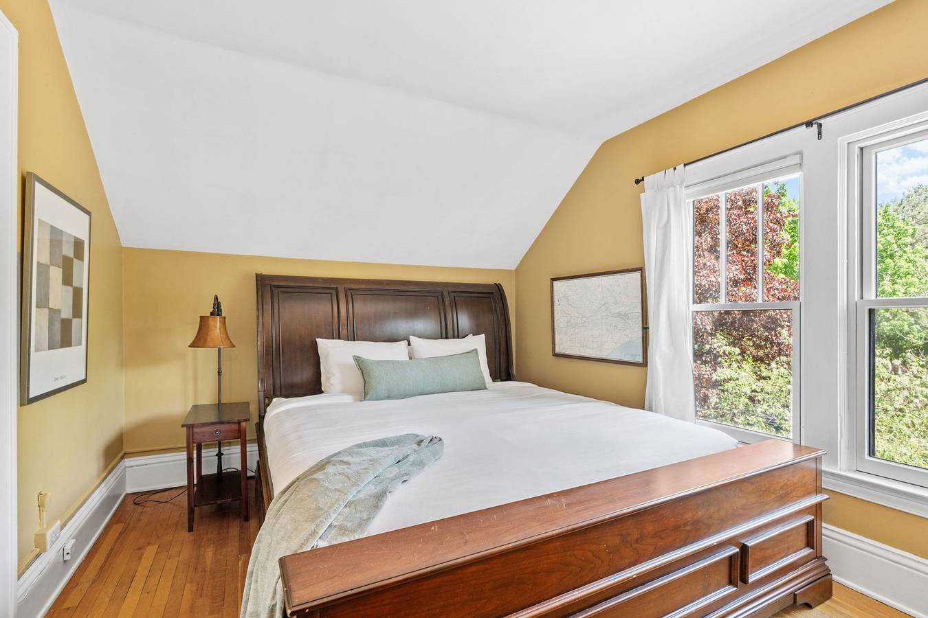 Pillsbury Hideaway in Minneapolis in King Field, Minneapolis