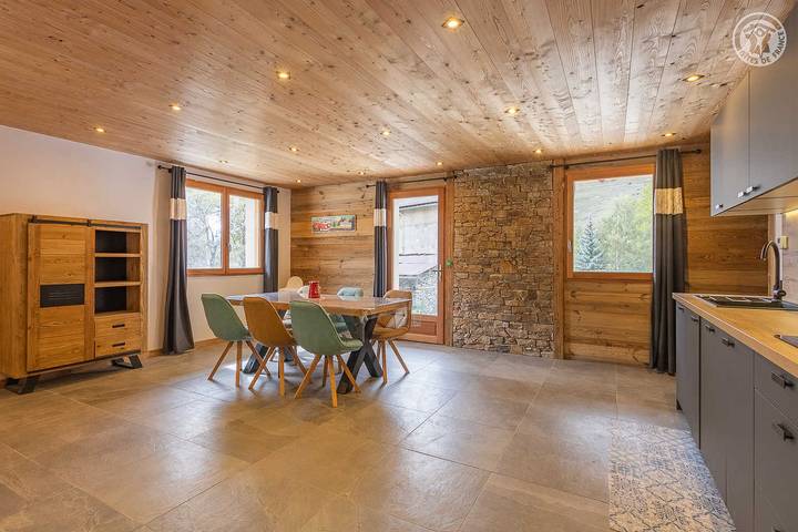 Gîte pour 6 personnes, avec balcon, animaux acceptés à Bessans - 4