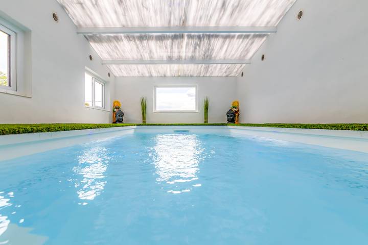 Gîte pour 2 personnes, avec Terrasse ainsi que Jardin et Piscine