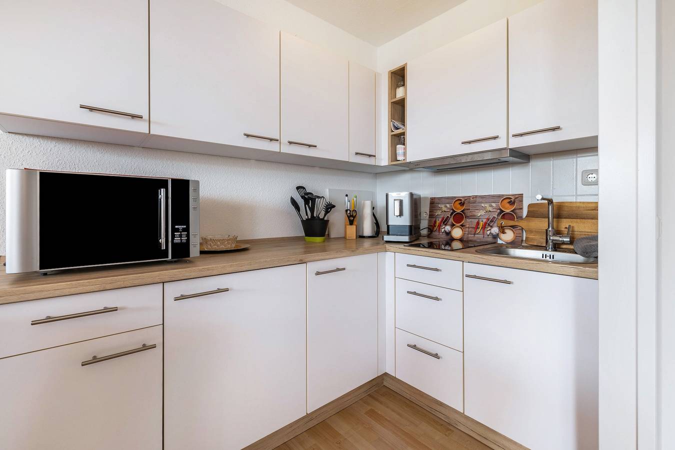Droomappartement aan de Sorpesee met panoramisch uitzicht en verwarmd binnenzwembad, foto 12