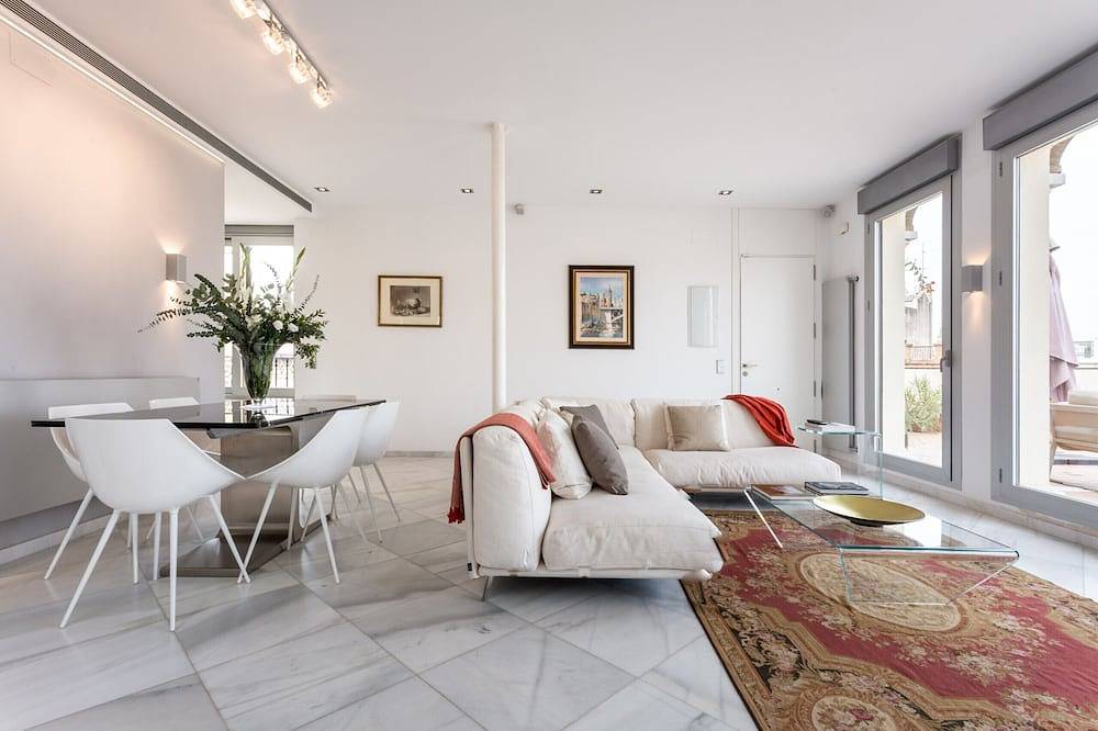 Geheel appartement, Uniek penthouse in Sevilla met terras en uitzicht op de kathedraal in Casco Antiguo, Sevilla