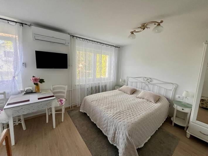 Gîte pour 3 personnes, avec vue et jardin à Bled - 3