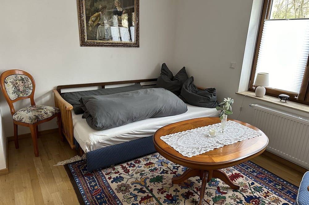 Ganze Wohnung, Schöne Ferienwohnung im Landhaus in Stadtlengsfeld, Wartburg und Umgebung