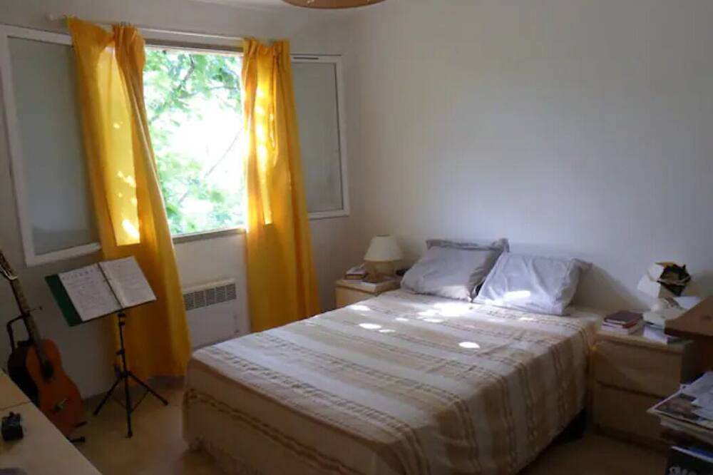 Elegant and functional villa near Montpellier Easter vacations 2026 in Clapiers, Montpellier region