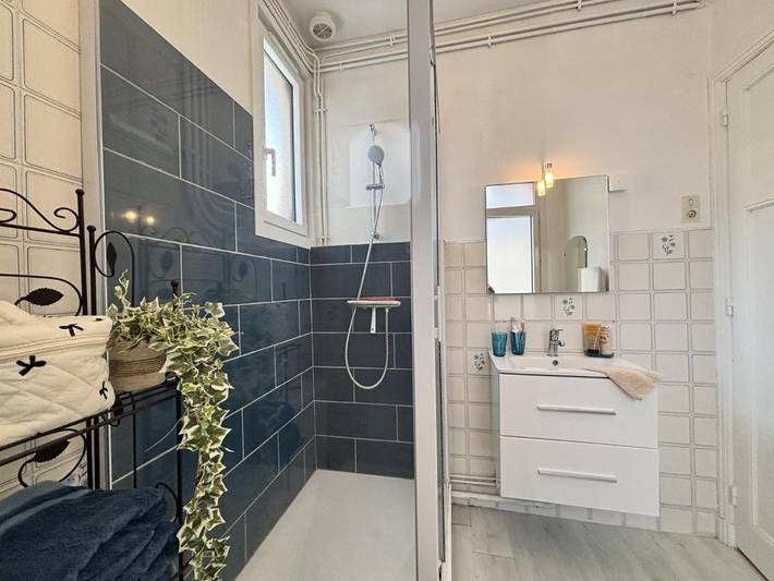 Gîte pour 2 personnes, avec terrasse, animaux acceptés dans Thermes Henry Chatel Guyon - 2