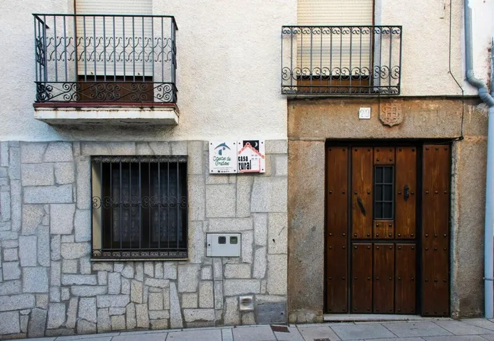 Casa rural para 9 personas, con terraza - 1