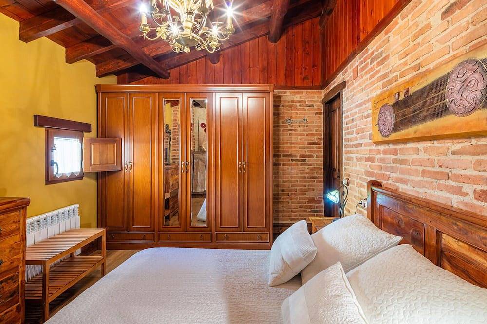 Awesome home in Carabanzo in Lena, Cordillera Cantábrica