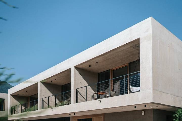 Ferienwohnung für 4 Personen, mit Sauna und Pool sowie Ausblick und Garten in Latsch