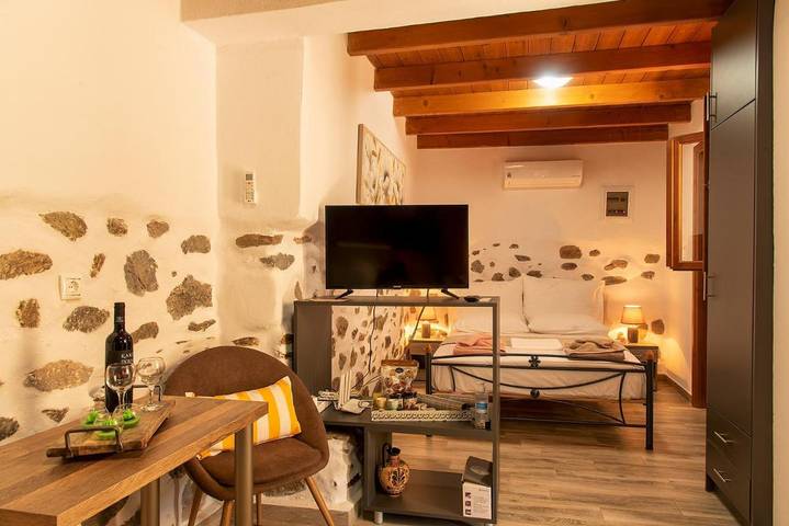 Location de vacances pour 2 personnes, avec vue et terrasse dans Palekastron - 4