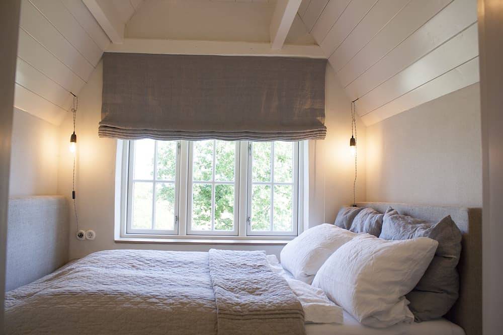 5* Reetdachhaus Ziegelmacher - Vörn 6600qm Naturgarten mit Teich und Außensauna in Rodenäs, Nordfriesland
