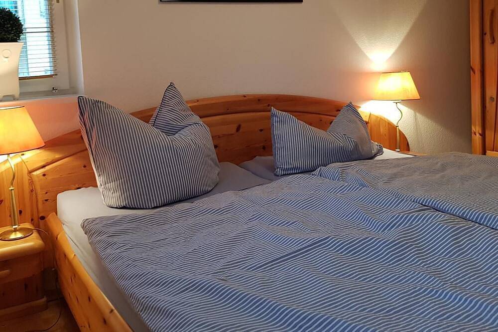 Apartamento entero, Vacation apartment Scharmützelsee, 2 adults + 1 child, 51m², balcony, directly in Bad Saarow in Bad Saarow, Dahme-Seengebiet