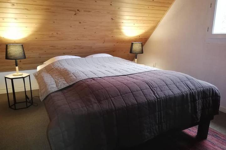 Gîte pour 2 personnes, avec jardin à Plogonnec - 2