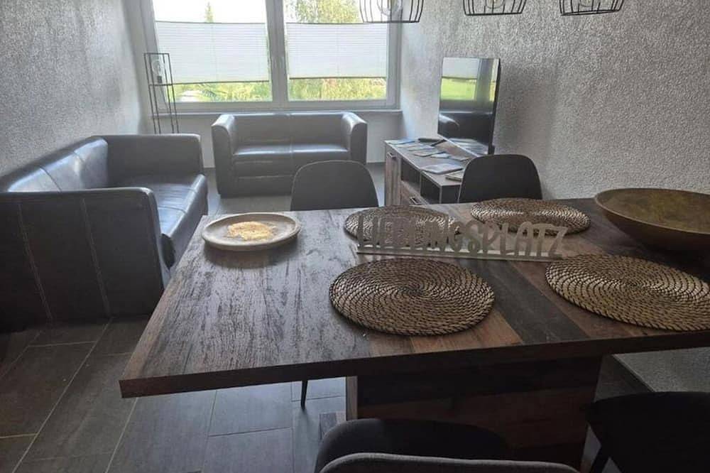 Ganze Wohnung, Ferienwohnung Weintraube im Weingut Lahmer August in Kretzschau, Saale-Unstrut