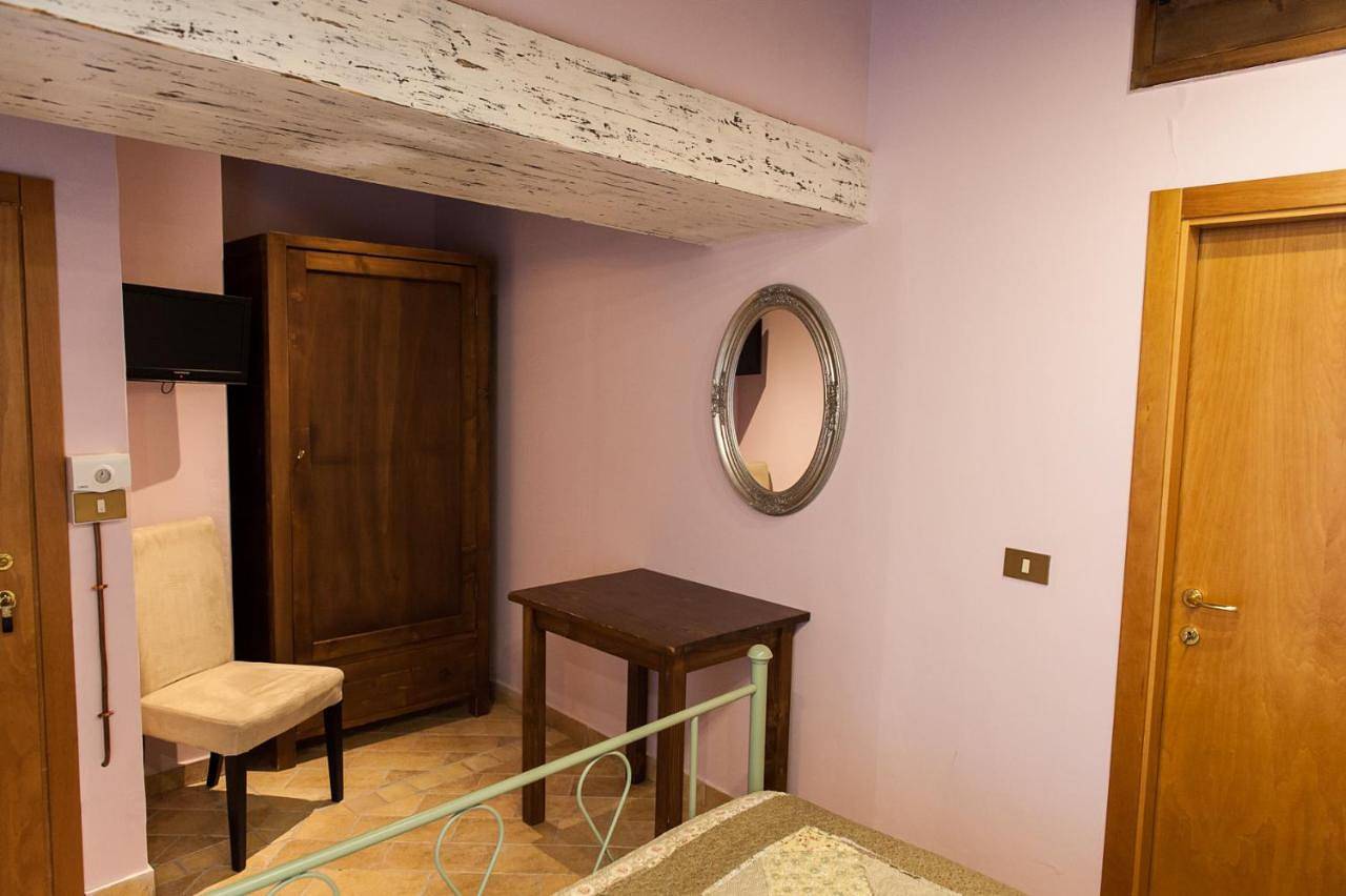 Agriturismo La Solagna in Montebello di Bertona, Gran Sasso