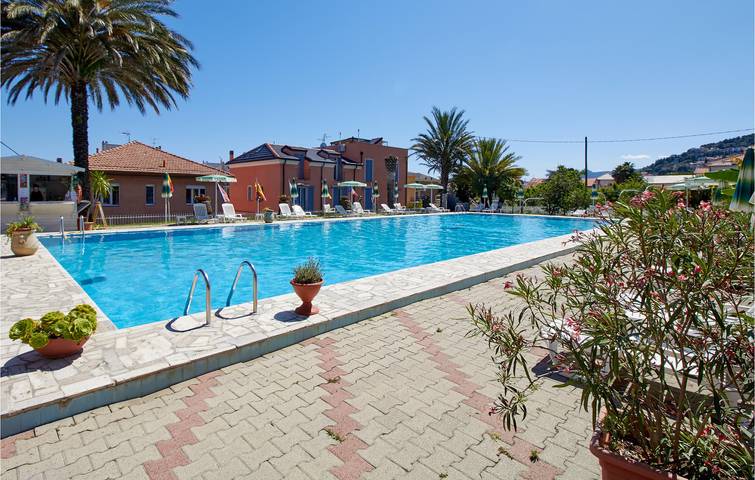 Ferienwohnung für 5 Personen, mit Pool und Terrasse, kinderfreundlich in Pietra Ligure Gemeinde - 2
