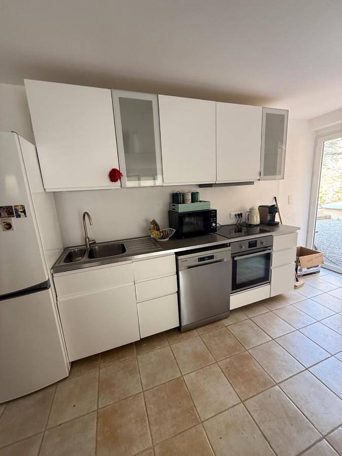 Location de vacances pour 8 personnes, avec piscine et terrasse à Bizanet - 3