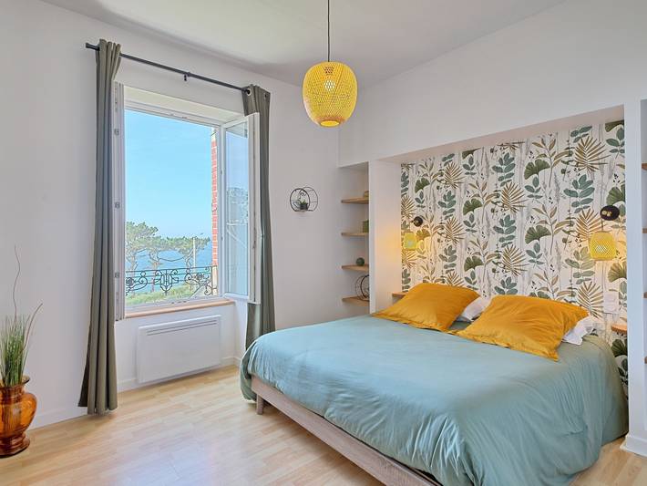 Location de vacances pour 8 personnes, avec jardin et balcon à Trévou-Tréguignec - 2