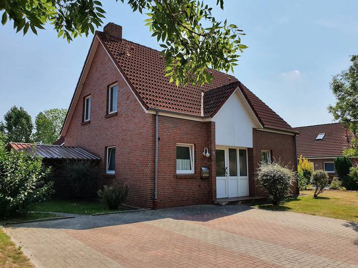 Ferienwohnung für 4 Personen, mit Terrasse und Garten in Ditzum