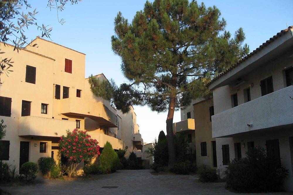 Appartement entier, Porticcio: appartement avec terrasse, vue sur mer, piscine et plage à 800m in Porticcio, Grosseto-Prugna
