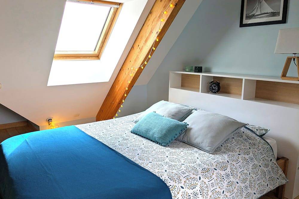 Ganze Wohnung, Duplex de la Croix Paqueray ⭐⭐⭐ Sea view and beach access in Carolles, Côte de la Déroute