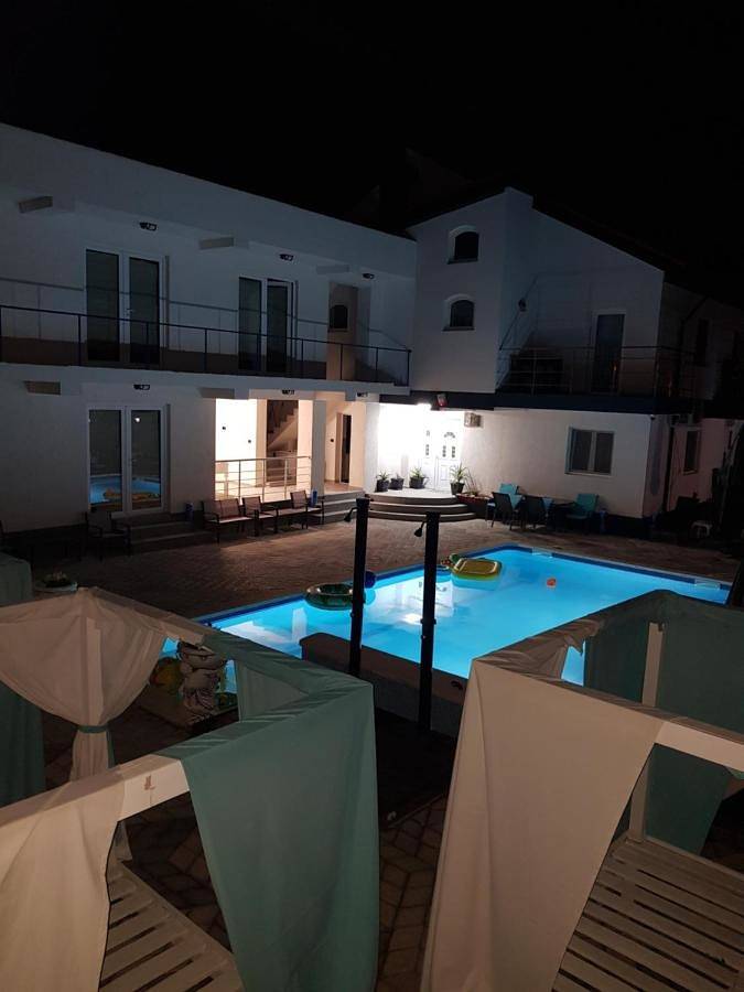 Maison d’hôte pour 5 personnes, avec vue et jardin ainsi que bassin pour enfant et piscine en Roumanie - 2