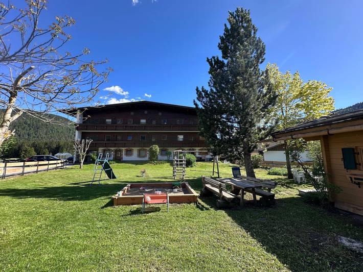 Hütte für 3 Personen, mit Garten und Balkon sowie Sauna und Ausblick, mit Haustier in Leutasch