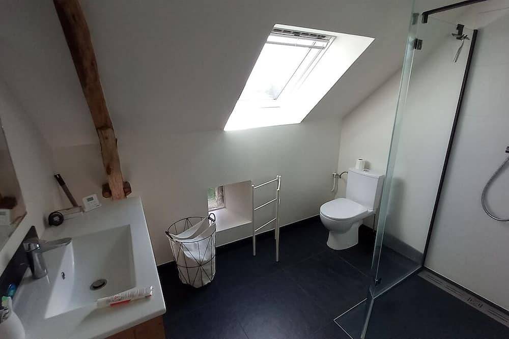 Typical Breton house between the Gulf of Morbihan and the ocean in Pluneret, Côte des Mégalithes