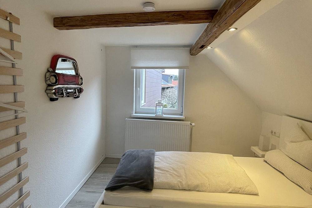 Ganze Wohnung, Liebevoll sanierte Fachwerkwohnung in traumhafter Lage - Fewo mit E-Ladestation in Bad Harzburg, Harzvorland