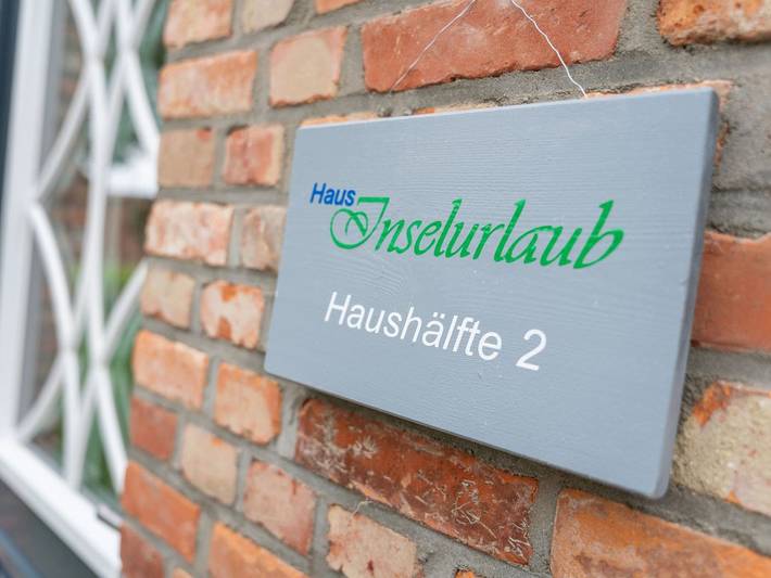 Haus Inselurlaub Hausteil 2 - "Entspannung und Abenteuer: in der Ferienunterkunft Haus Inselurlaub 2!" in Nordfriesische Inseln (Schleswig-Holstein) (Schleswig-Holstein), Oevenum